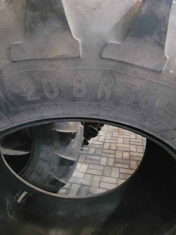 Michelin 20.8 R38 - Afbeelding 2