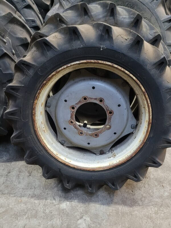 Modi Nylon Tube Tyre 11.2/28 R602 - Afbeelding 3